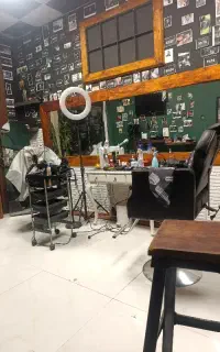 فروش کامل لوازم آرایشگاه مردانه