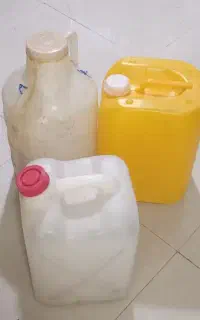 گالن و دبه ی ضخیم کارکرده و تمیز