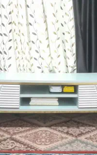 میزتلویزیون