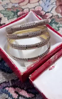 گردنی والنگوها