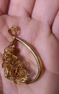 آویز طلا