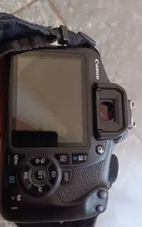 دوربین حرفه ای Canon 1300D