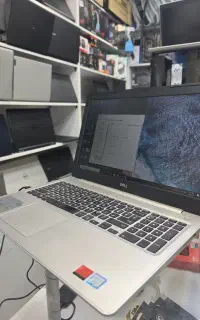 DELL 5570
