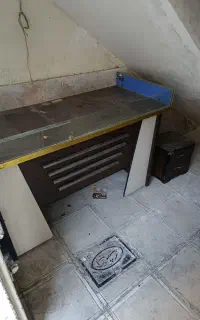 یگ عدد میز پاچال