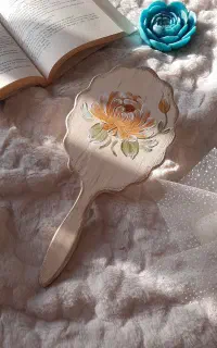 آینه چوبی نقاشی شده