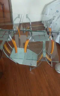 میز شیشه ای
