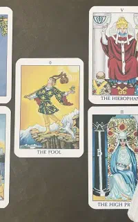 فال تاروت حرفه‌ای با آقای تاروت