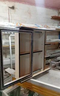 باکس و ویترین آرایشی