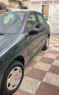 206 تیپ ۲ مدل ۸۱ بدون افتاب سوختگی