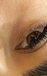 کاشت مژه ، لیفت و لمینت مژه ابرو