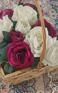گل مصنوعی سبد گل