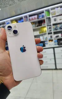 آیفون 13 نرمال رنگ صورتی بدون ضربه و خط و خش