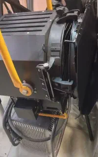 چراغ سینمایی آرک 2500