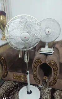 یک عدد پنکه ی ایستاده مدل پارس خزر