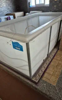 استخر خانگی