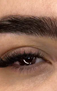 آموزش رایگان اکستنشن مژه برای افراد تحت پوشش کمیته