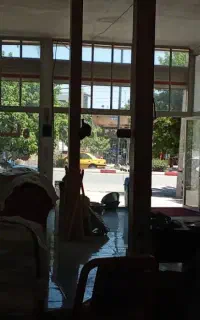اجاره مغازه بزرگ دونبش 3دهنه بر جاده استاد شهریار
