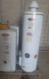 ۳ عدد آبگرمکن برقی دیواری در حد اکبند