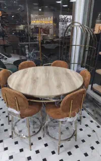 نهار خوری و صندلی