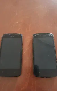 دو دستگاه گوشی htc