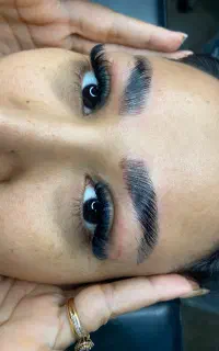 آموزش اکستنشن مژه و لیفت لمینت