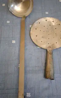 کفگیر و ملاقه ی بزرگ