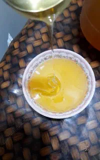 عسل درجه یک ۴۰ گیاه از دل کوه های زاگرس