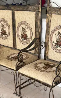 صندلی فرووژه ( آهن فرووژه)