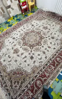 فرش کرم ۹ متری