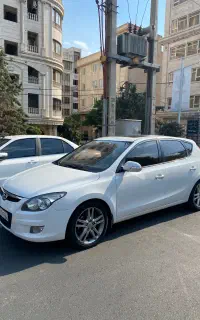 هیوندا i30 مدل 2012 بسیار تمیز