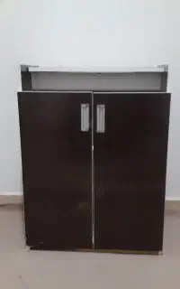 فروش‌جاکفشی