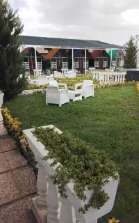 صبحانه زن حرفه ای.فست فودکار،کمک آشپز،صندوق دار