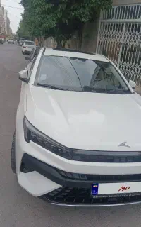 kmc  j 7  سفید