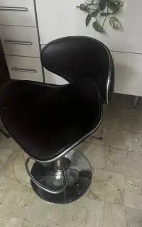 دو عدد صندلی اپن