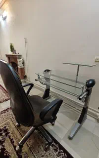 میز کامپیوتر و صندلی