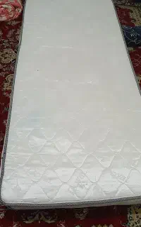 یک عدد تشک در نو نو رویال