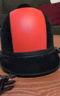 کلاه سوارکاری