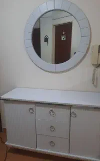 آینه و کنسول