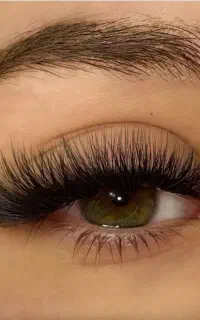 آموزش حرفه ای اکستنشن و کاشت مژه