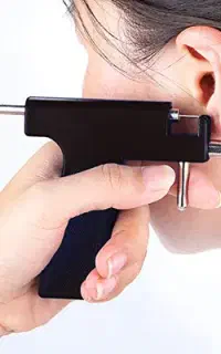 سوراخ کردن گوش