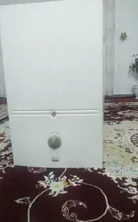 قاب ابگرمکن دیواری