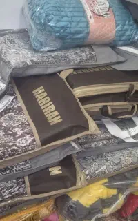 تعدادی روفرشی زیر انداز حریران یزد