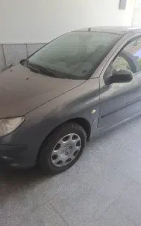 ۲۰۶ sd v8 مدل ۹۳