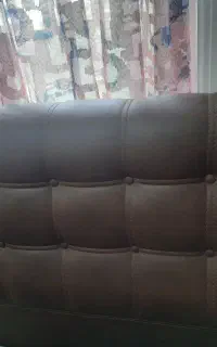 تخت دونفره ی تمام چرمی