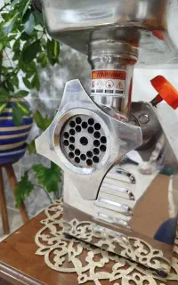 چرخ گوشت نیمه صنعتی