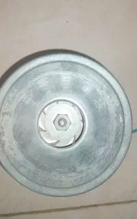یک عدد موتور جارو برقی سالم ۱۰۰۰۰۰۰