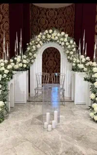 گل آرایی وبادکنک آرایی،عروسی،حنابندان،ست بله برون