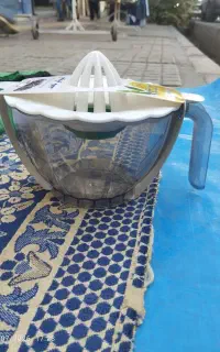 آبمیوه گیر