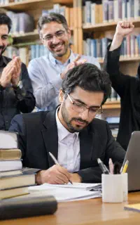مشاوره و نگارش پایان نامه و رساله رشته حقوق