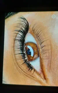 اکستنشن مژه،لیفت لمینت بوتاکس تراپی ،کاشت موقت